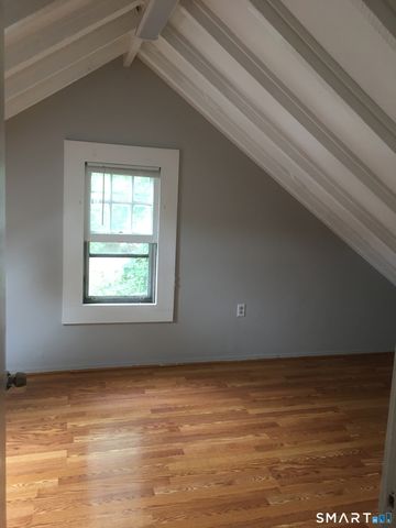 246 Goffe Terrace, New Haven, CT 06511