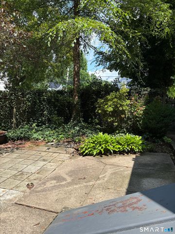 246 Goffe Terrace, New Haven, CT 06511