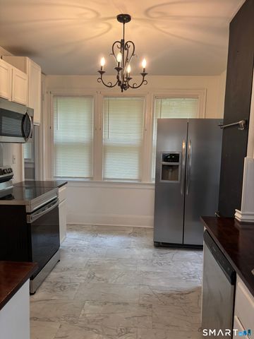 246 Goffe Terrace, New Haven, CT 06511