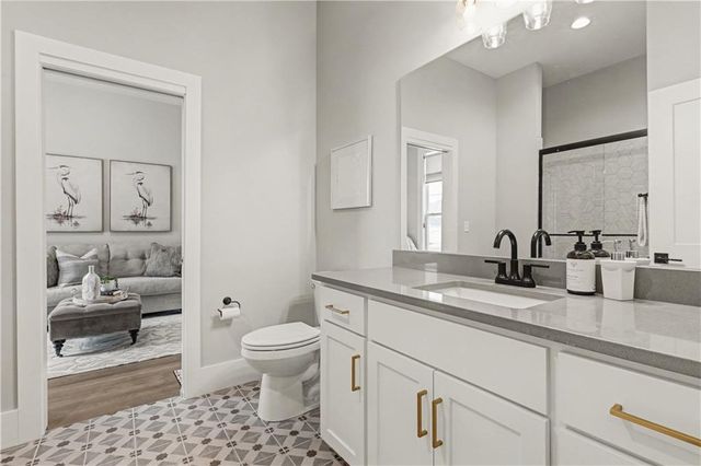 13401 W 174th Place, Overland Park, KS 66221