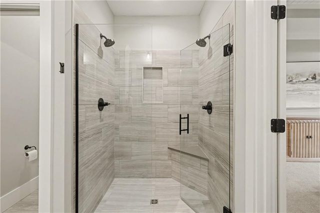 13401 W 174th Place, Overland Park, KS 66221