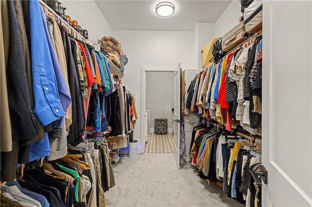 13401 W 174th Place, Overland Park, KS 66221