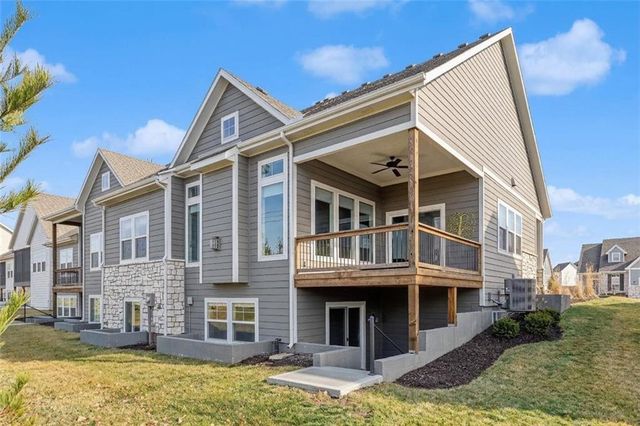 13401 W 174th Place, Overland Park, KS 66221