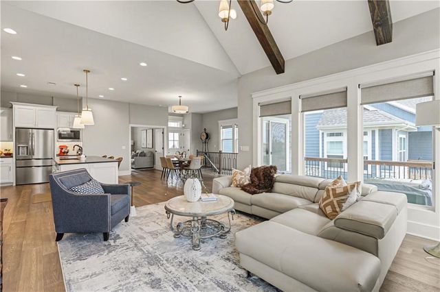 13401 W 174th Place, Overland Park, KS 66221