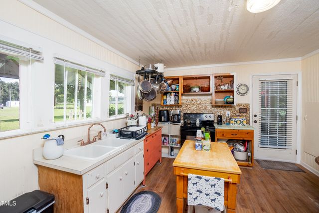 7167 Adolph Road, Bailey, NC 27807