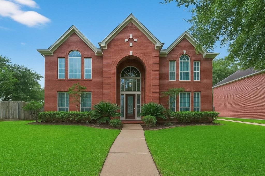 1618 Nails Creek Drive, Sugar Land, TX 77478