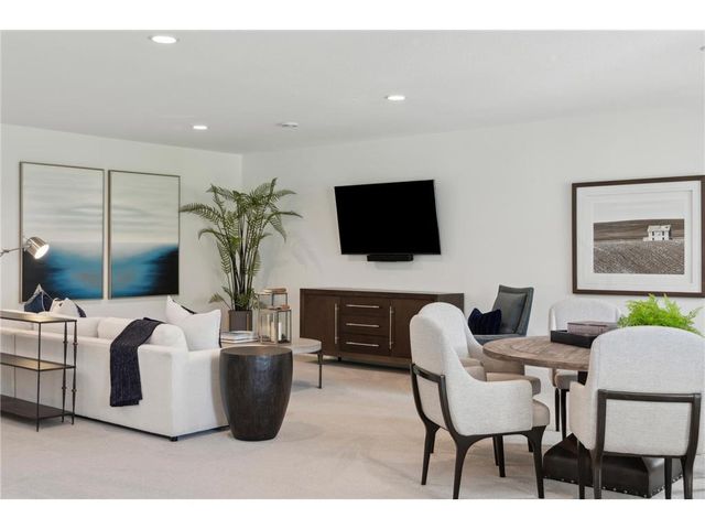 XXX4 Timberland Trail, Eden Prairie, MN 55347