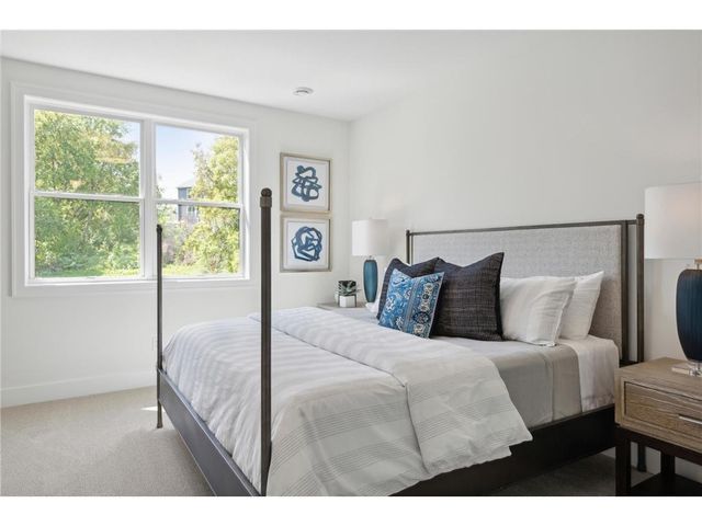 XXX4 Timberland Trail, Eden Prairie, MN 55347