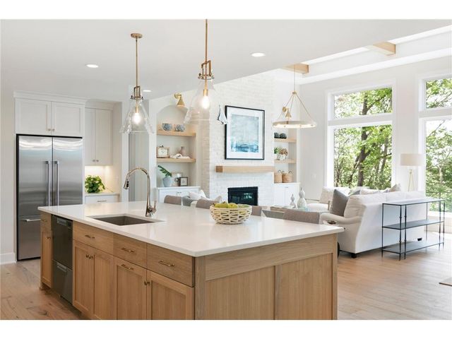 XXX4 Timberland Trail, Eden Prairie, MN 55347