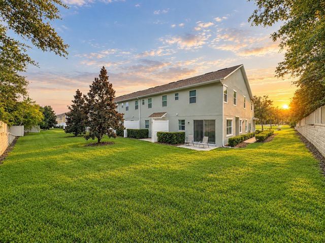 1196 E 10TH STREET, Apopka, FL 32703