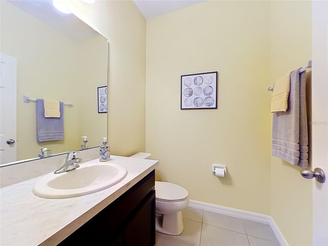 1196 E 10TH STREET, Apopka, FL 32703