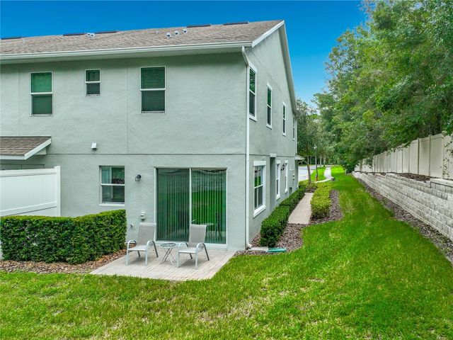 1196 E 10TH STREET, Apopka, FL 32703