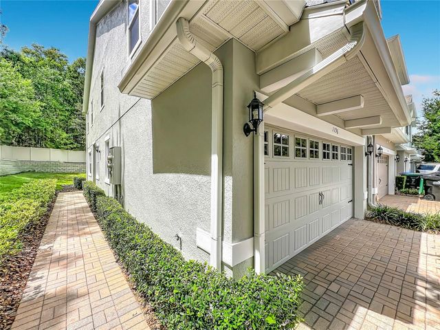 1196 E 10TH STREET, Apopka, FL 32703
