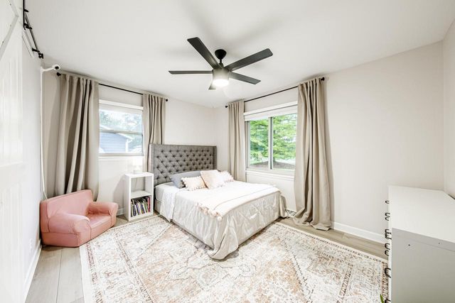 2410 Camelot DRIVE, Brookfield, WI 53045