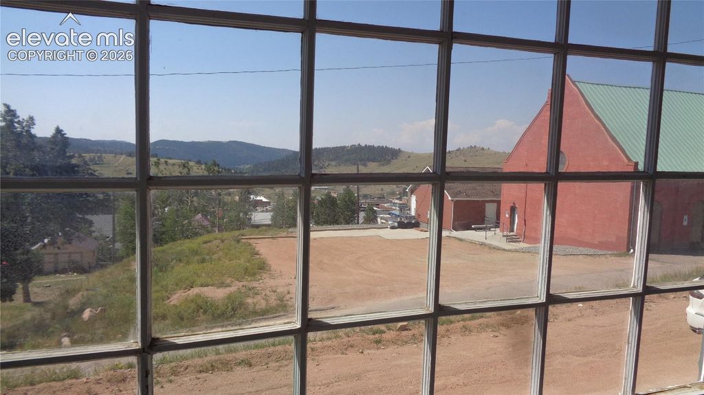 313 E Golden Avenue, Cripple Creek, CO 80813 — photo 2