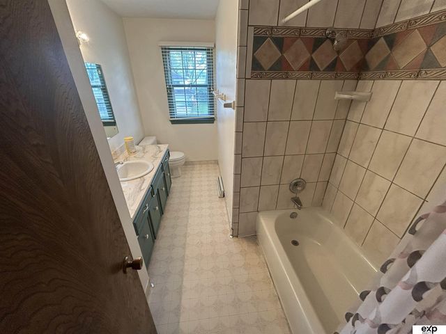 7547 Washington Street, Ralston, NE 68127