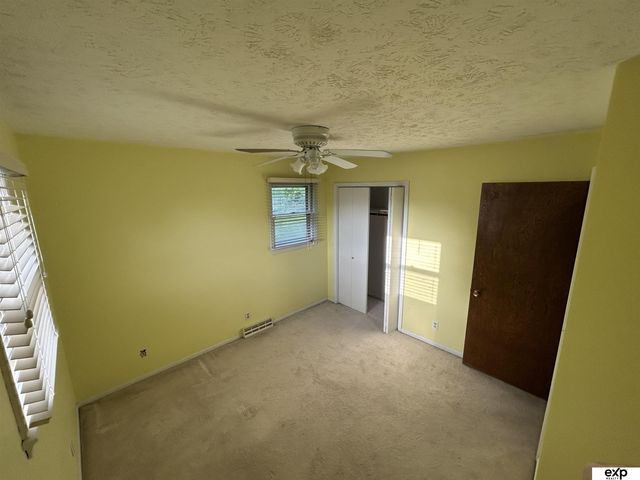7547 Washington Street, Ralston, NE 68127