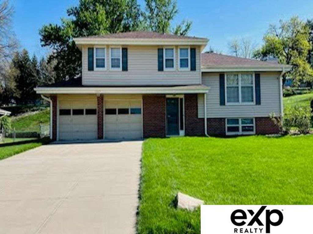 7547 Washington Street, Ralston, NE 68127