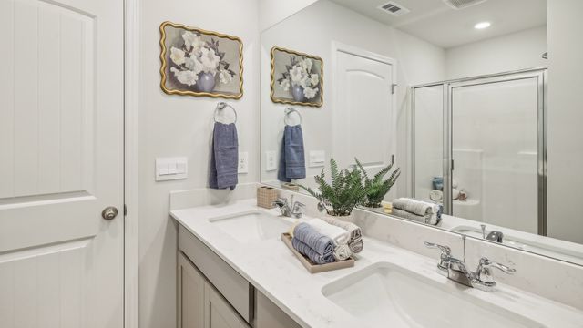 707 Ashbrook Drive, Lebanon, TN 37087