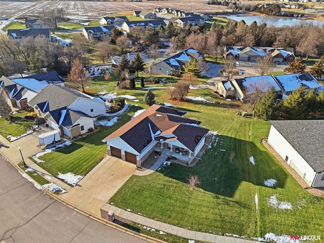 907 S 25th Street, Beatrice, NE 68310