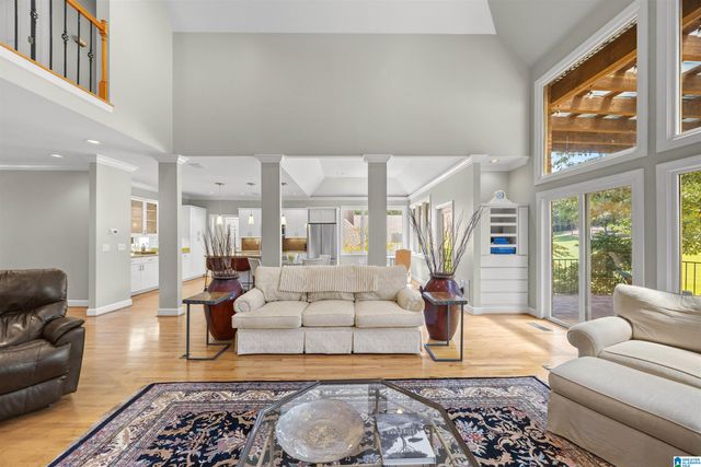 2048 GLEN EAGLE LANE, Birmingham, AL 35242