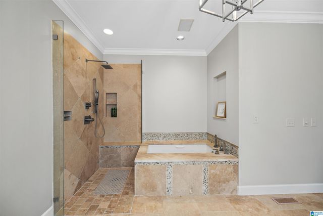 2048 GLEN EAGLE LANE, Birmingham, AL 35242