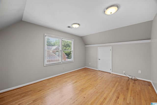 2048 GLEN EAGLE LANE, Birmingham, AL 35242