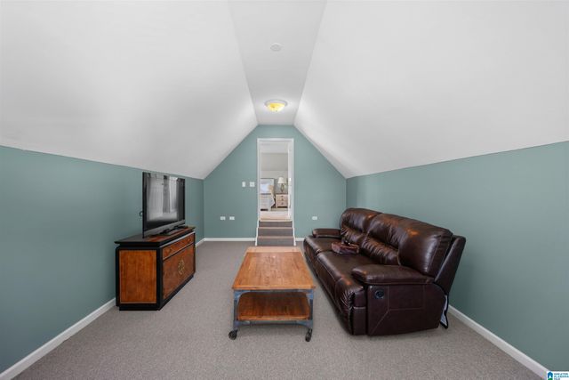 2048 GLEN EAGLE LANE, Birmingham, AL 35242