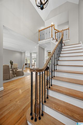 2048 GLEN EAGLE LANE, Birmingham, AL 35242