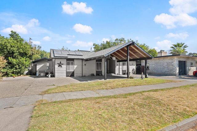 738 Webster St, Colusa, CA 95932