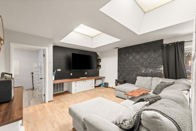 738 Webster St, Colusa, CA 95932