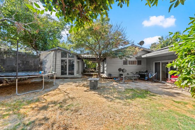 738 Webster St, Colusa, CA 95932