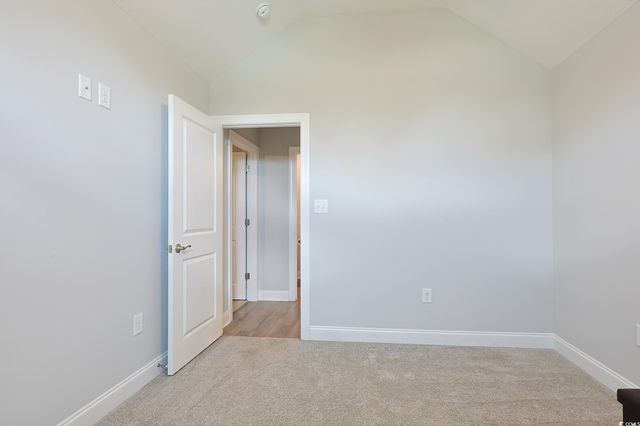 2295 Vaught Rd., Galivants Ferry, SC 29544