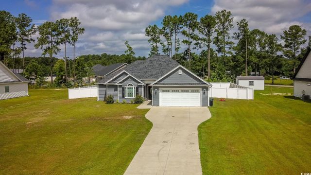 2295 Vaught Rd., Galivants Ferry, SC 29544