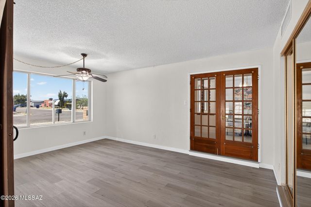 618 N Eastview Avenue, Tucson, AZ 85710