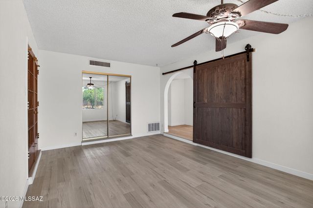 618 N Eastview Avenue, Tucson, AZ 85710