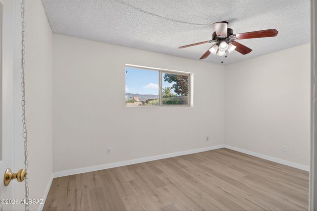 618 N Eastview Avenue, Tucson, AZ 85710