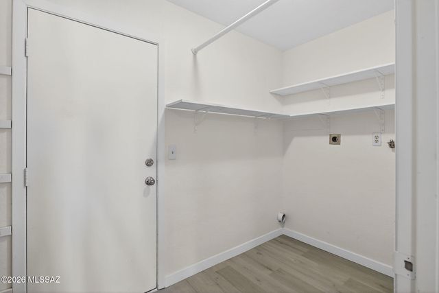 618 N Eastview Avenue, Tucson, AZ 85710