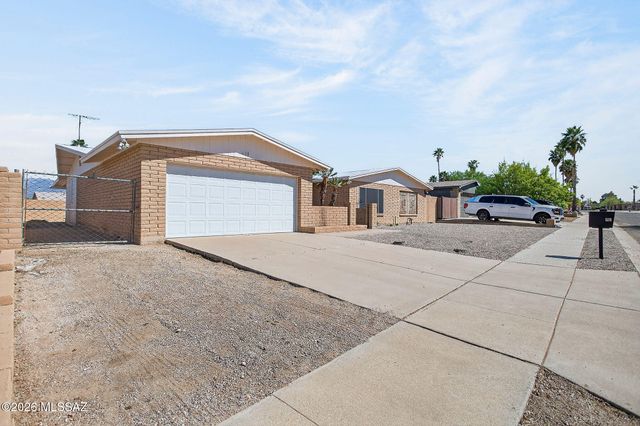 618 N Eastview Avenue, Tucson, AZ 85710