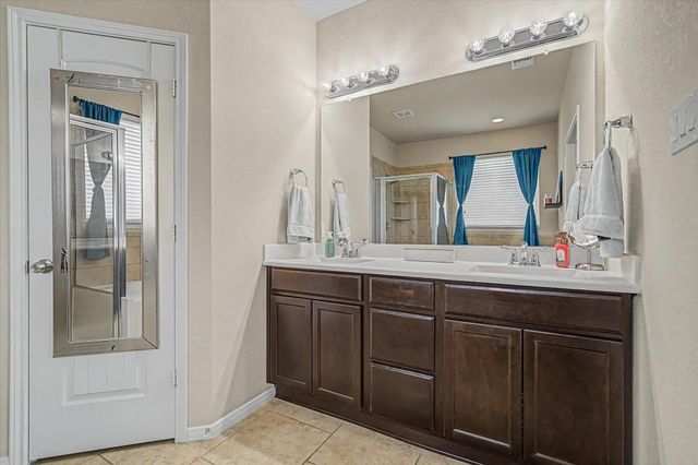 11722 Eagle Ridge Drive, Mont Belvieu, TX 77535