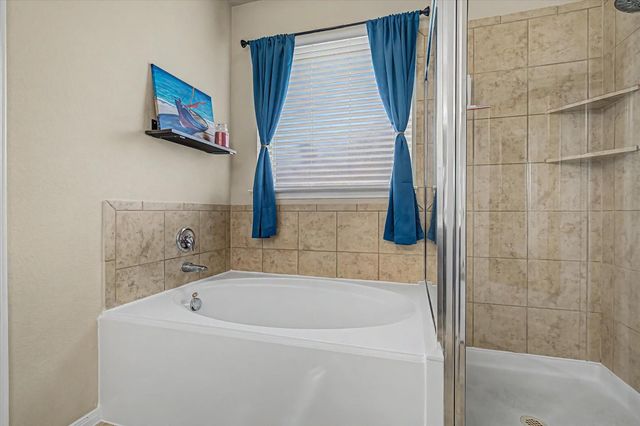 11722 Eagle Ridge Drive, Mont Belvieu, TX 77535