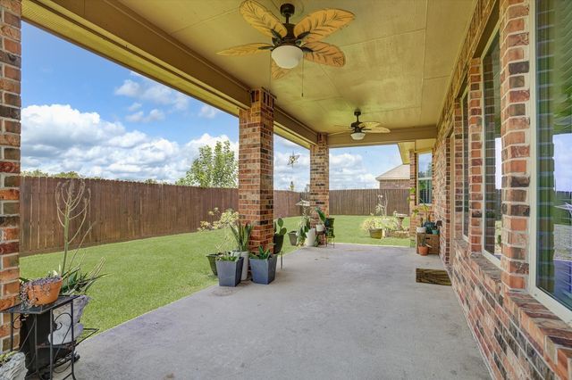 11722 Eagle Ridge Drive, Mont Belvieu, TX 77535