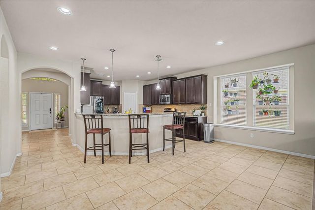 11722 Eagle Ridge Drive, Mont Belvieu, TX 77535
