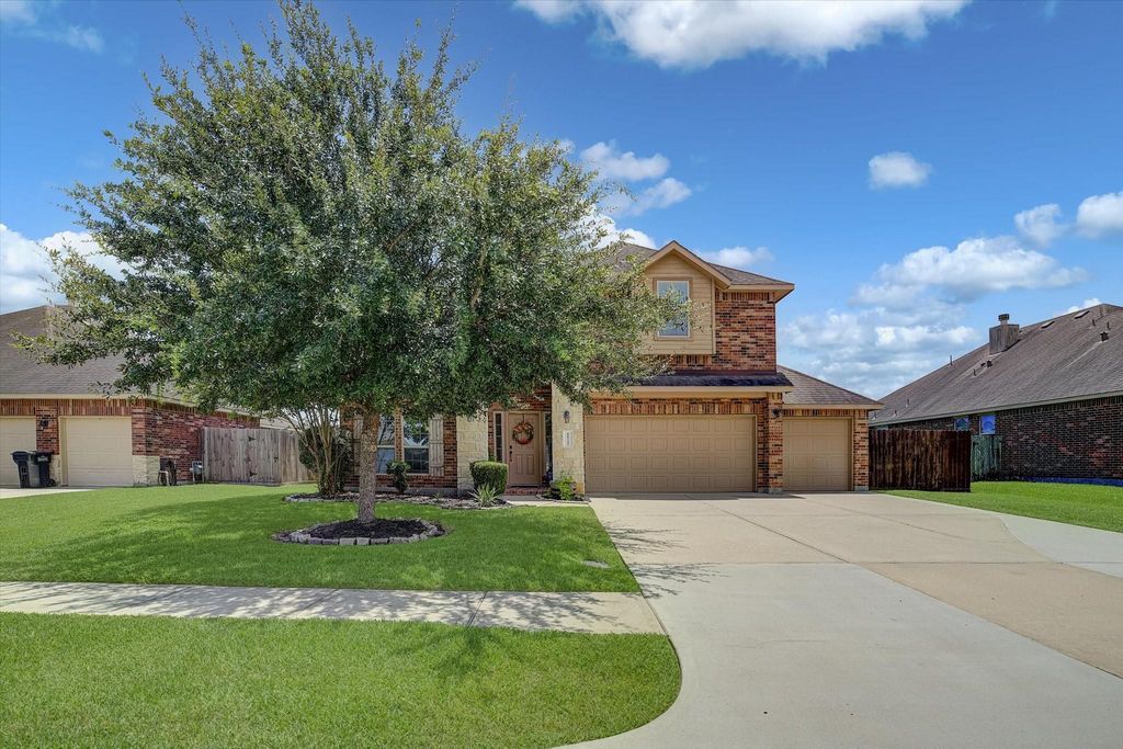 11722 Eagle Ridge Drive, Mont Belvieu, TX 77535