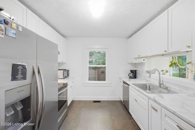 118 Elkhorn Dr, Frankfort, KY 40601