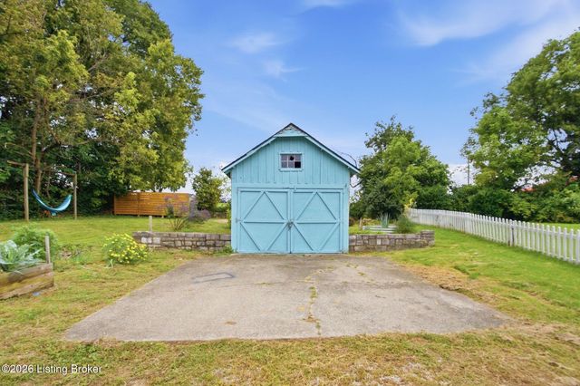 118 Elkhorn Dr, Frankfort, KY 40601