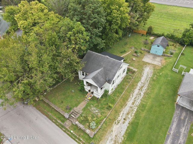 118 Elkhorn Dr, Frankfort, KY 40601