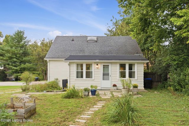 118 Elkhorn Dr, Frankfort, KY 40601