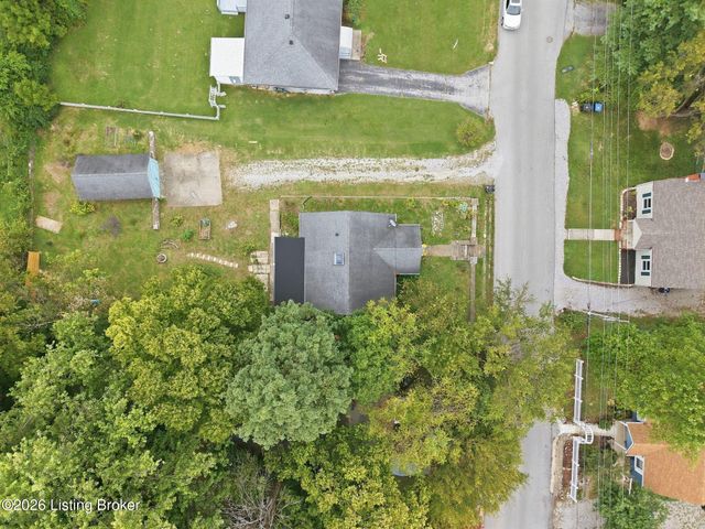 118 Elkhorn Dr, Frankfort, KY 40601
