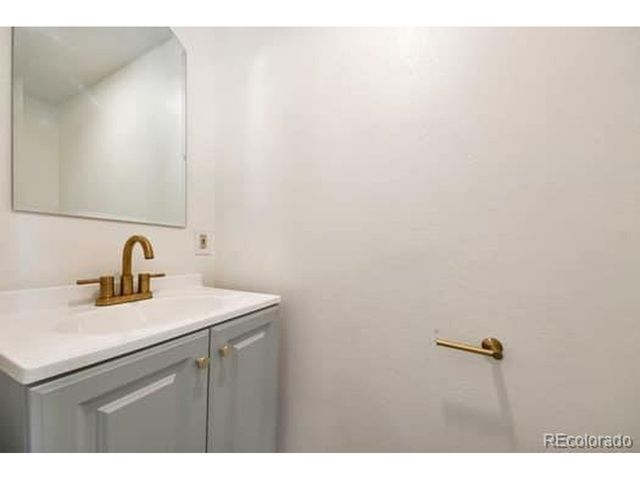2929 W 81st Ave D, Westminster, CO 80031